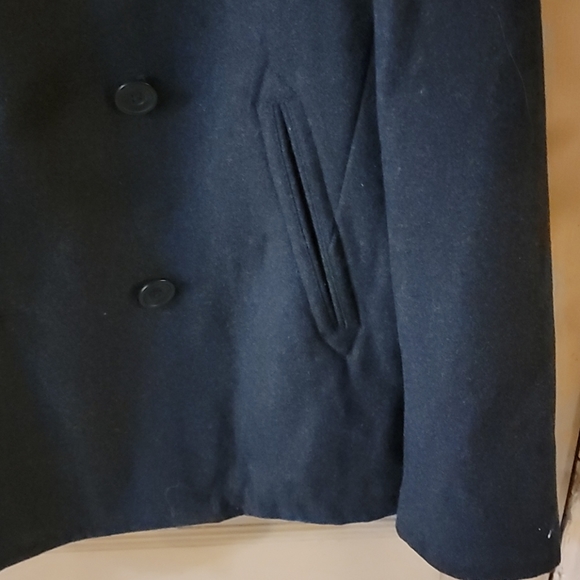 American Eagle Pea Coat in size Lg. - Picture 5 of 9